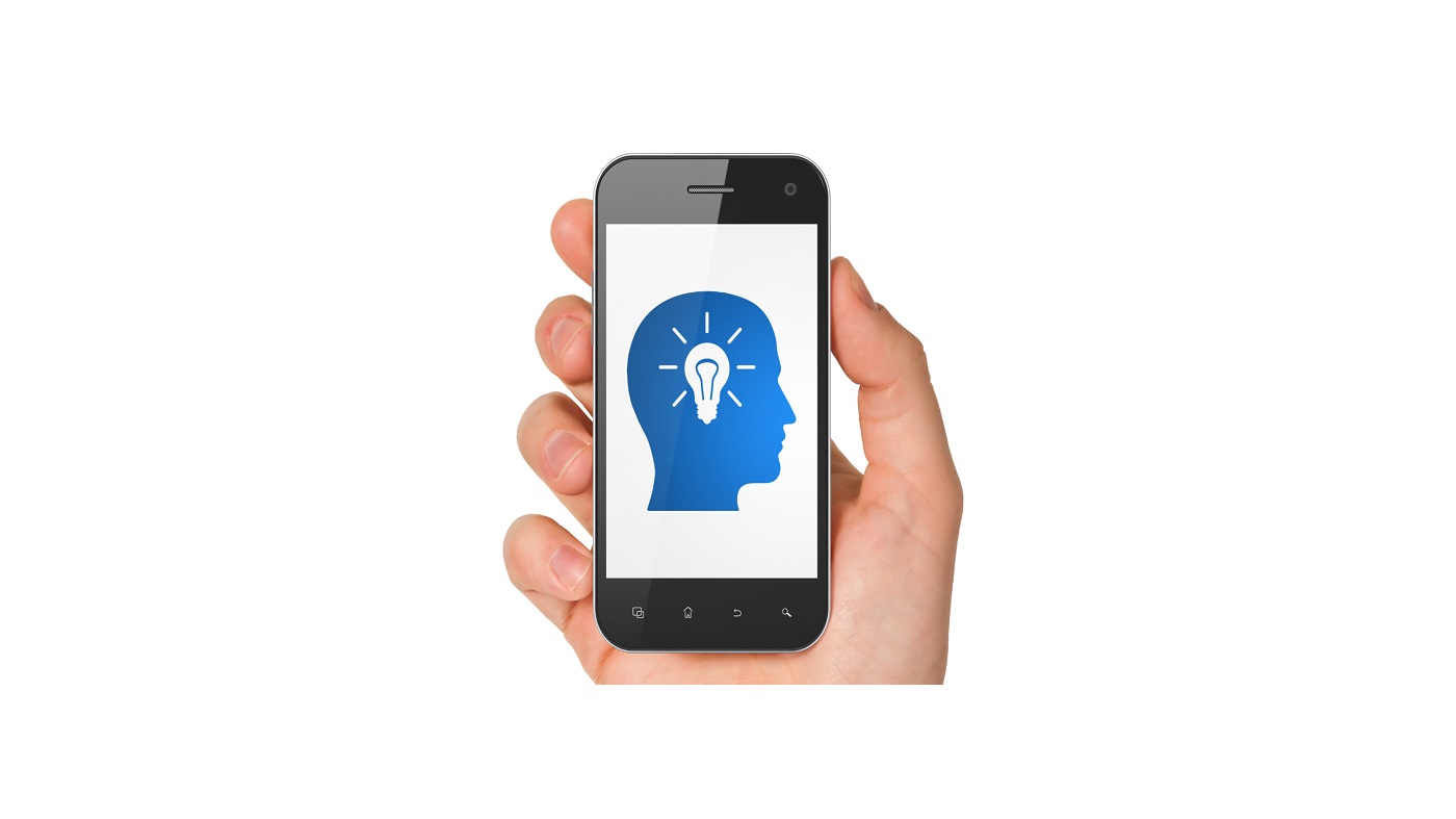 Do brain games really improve memory? -- hand holding smartpphone with game app